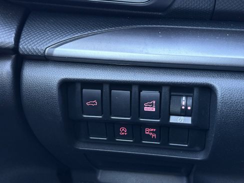 Used 2019 Subaru Forester Premium image 17