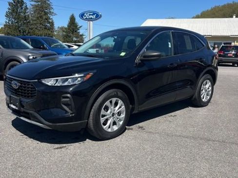Used 2024 Ford Escape Active AWD/4WD image 4