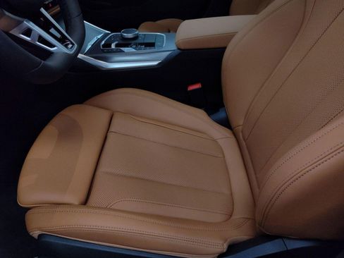 Used 2026 BMW 330i xDrive Sedan w/ M Sport Package image 17