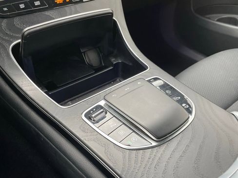 Used 2022 Mercedes-Benz GLC 300 w/ Premium Package Lite image 21