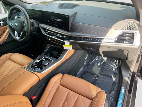 New 2026 BMW X5 sDrive40i image 25