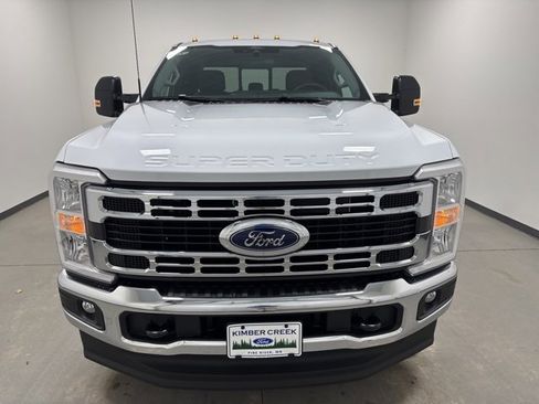 New 2026 Ford F350 XLT w/ FX4 Off-Road Package image 2