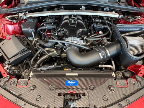 Used 2016 Chevrolet Camaro SS image 29