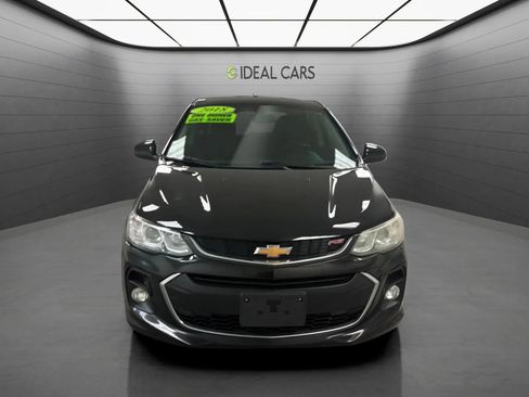 Used 2018 Chevrolet Sonic LT w/ Convenience Package FWD image 2