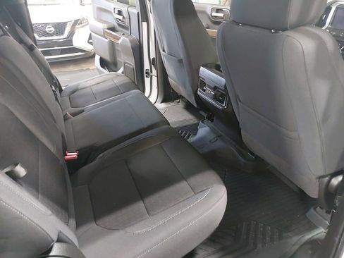 Used 2021 Chevrolet Silverado 1500 LT Trail Boss w/ Convenience Package II AWD/4WD image 11
