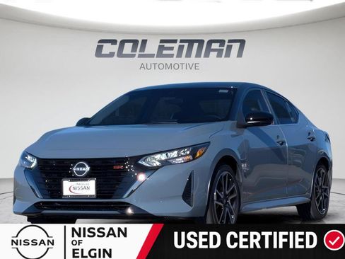 Certified 2025 Nissan Sentra SR FWD image 1