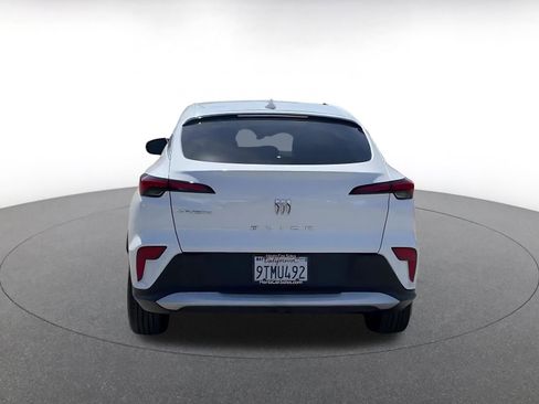 Used 2025 Buick Envista Preferred image 12