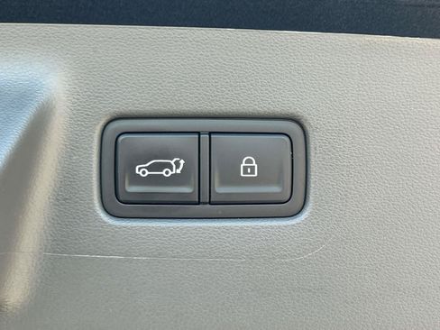 Used 2024 Hyundai Santa Fe SEL FWD image 13