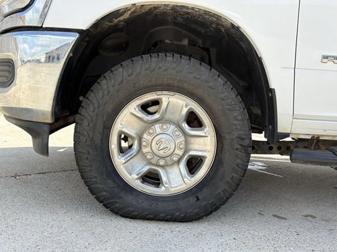 Used 2022 RAM 3500 Tradesman AWD/4WD image 9