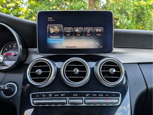 Used 2017 Mercedes-Benz C 300 4MATIC Coupe image 27