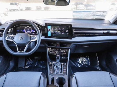 New 2026 Volkswagen Jetta SE image 14