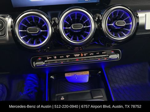 Certified 2026 Mercedes-Benz GLB 250 4MATIC image 18