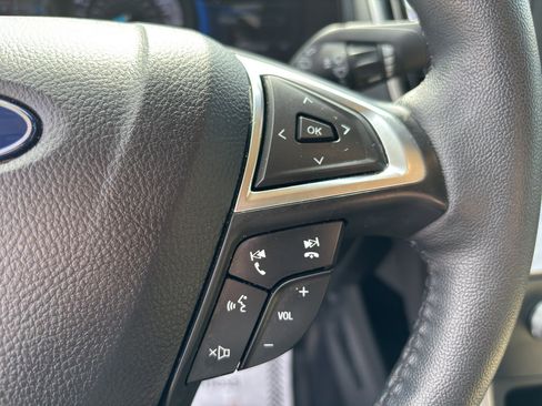 Used 2024 Ford Edge SEL w/ Convenience Package image 29