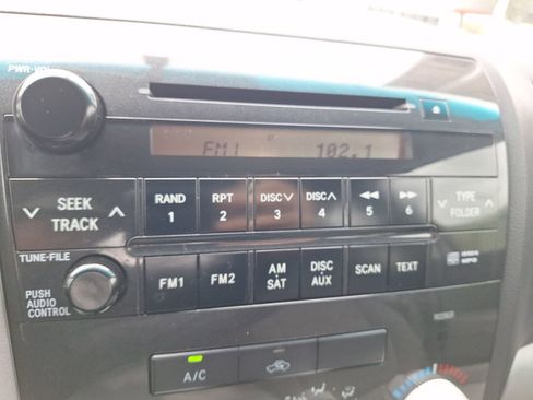 Used 2011 Toyota Tundra 2WD Double Cab image 26