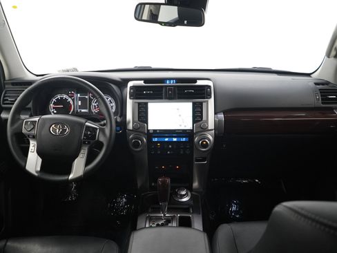Used 2022 Toyota 4Runner Limited AWD/4WD image 13