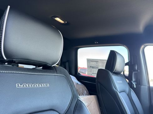 New 2026 RAM 1500 Laramie AWD/4WD image 15