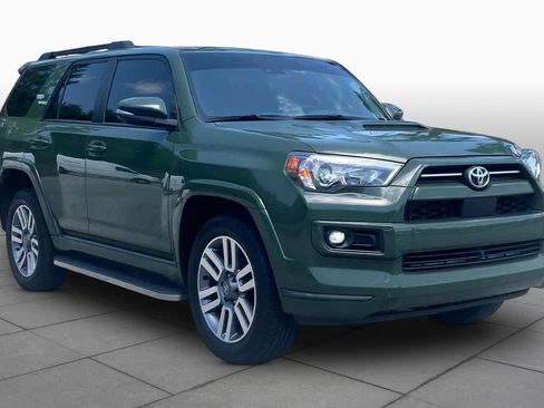 Used 2022 Toyota 4Runner TRD Sport w/ Technology Package RWD image 3