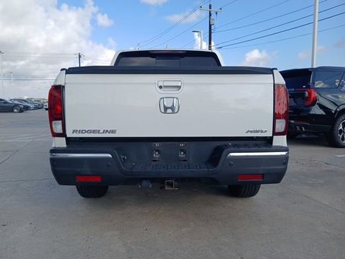 Used 2017 Honda Ridgeline RTL-E image 8