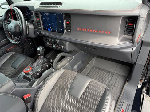 Used 2025 Ford Bronco Raptor AWD/4WD image 16