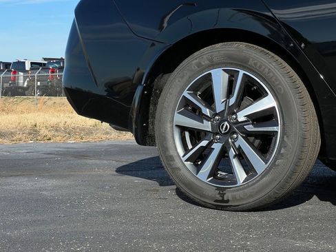 New 2025 Nissan Versa SV w/ Trunk Package image 12