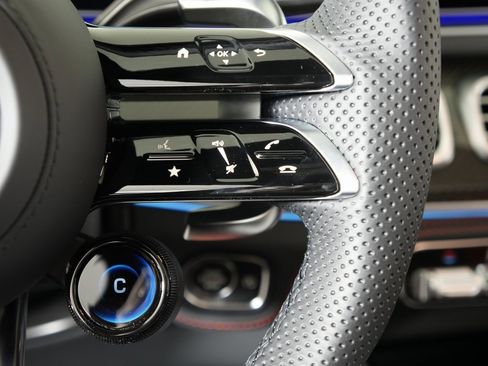 New 2026 Mercedes-Benz GLE 63 AMG S image 19