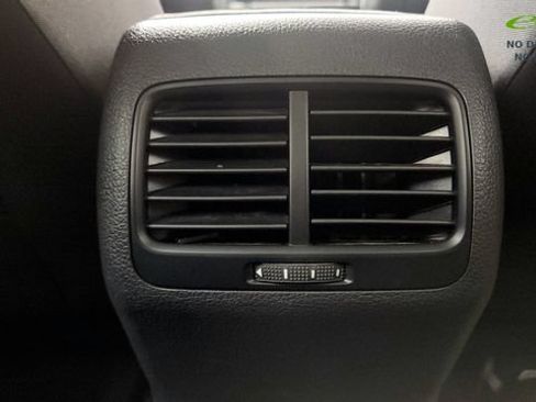Used 2019 Volkswagen e-Golf SE w/ Driver Assistance Package FWD image 54
