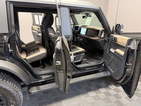 Used 2022 Ford Bronco Wildtrak AWD/4WD image 22