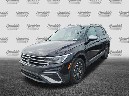 Used 2024 Volkswagen Tiguan Wolfsburg Edition w/ MDO Package, Two-Row AWD/4WD image 4