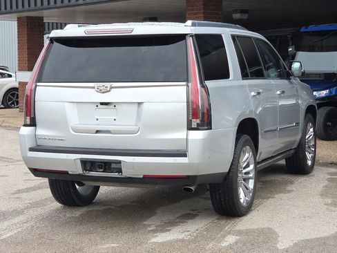 Used 2018 Cadillac Escalade Premium Luxury w/ LPO, Radiant Package image 8