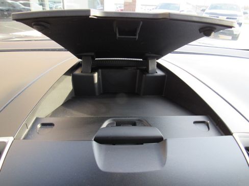 Used 2019 Ford Edge Titanium w/ Equipment Group 301A image 18