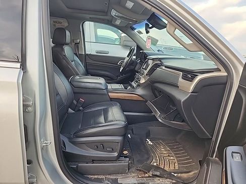 Used 2019 GMC Yukon XL Denali image 8