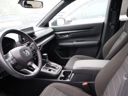 Used 2023 Honda CR-V Sport image 11