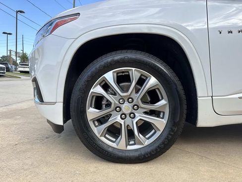 Used 2021 Chevrolet Traverse Premier image 5