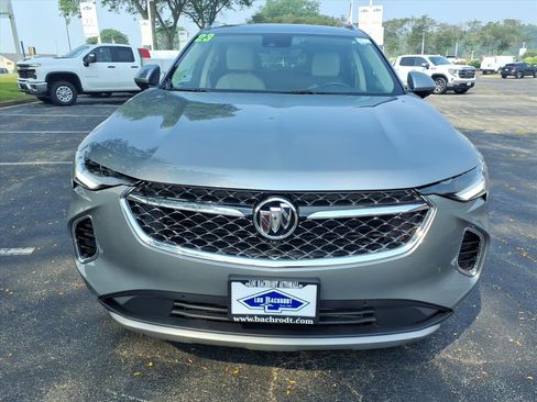 Used 2023 Buick Envision Avenir AWD/4WD image 2
