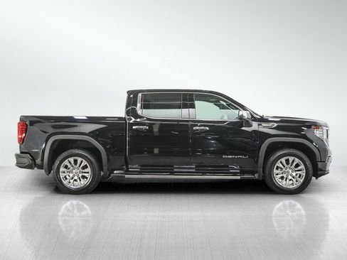 Used 2023 GMC Sierra 1500 Denali w/ Technology Package AWD/4WD image 6