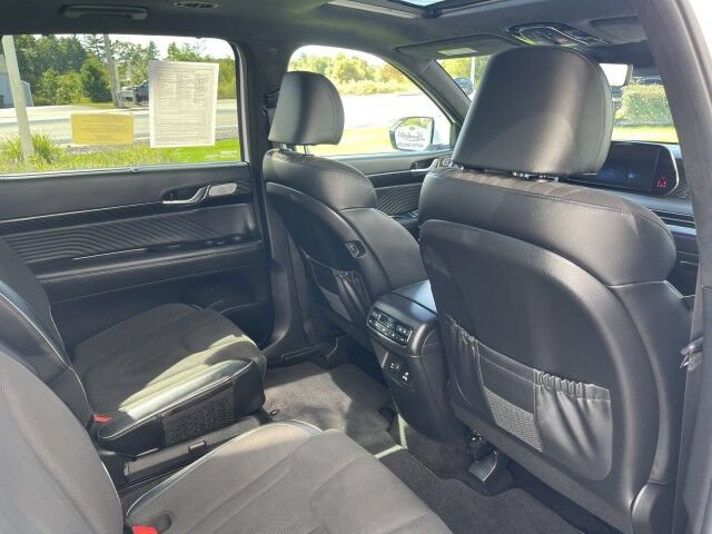 Used 2024 Hyundai Palisade Calligraphy AWD/4WD image 12