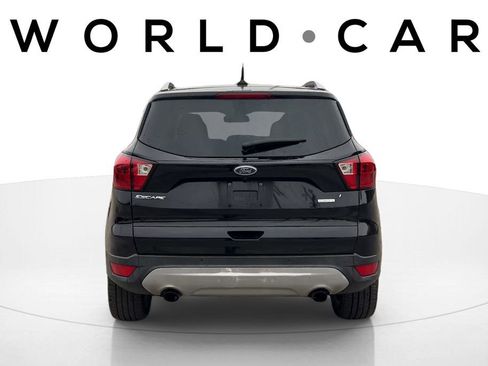 Used 2019 Ford Escape Titanium image 6