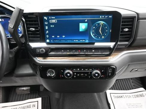 Used 2023 Chevrolet Silverado 1500 LT AWD/4WD image 17