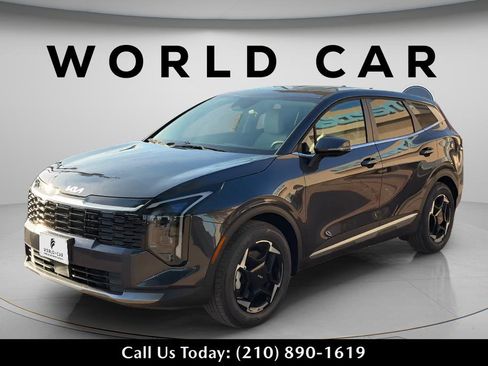 New 2026 Kia Sportage EX FWD image 3