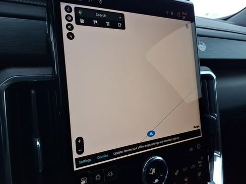 Used 2025 GMC Acadia Elevation image 9