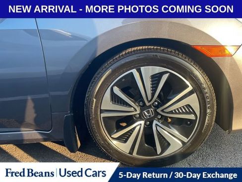 Used 2017 Honda Civic EX-L image 12