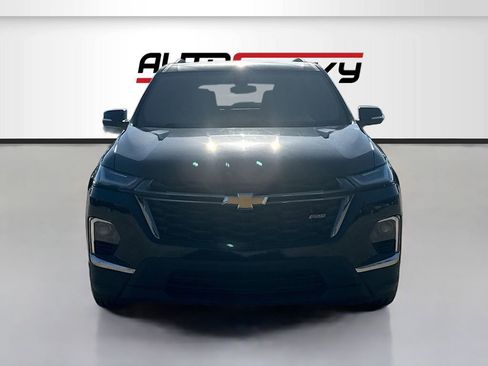 Used 2023 Chevrolet Traverse LT AWD/4WD image 2