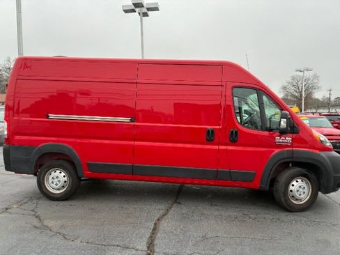 Used 2021 RAM ProMaster 2500 image 12