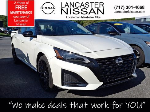 New 2026 Nissan Altima 2.5 SR w/ SR Midnight Edition Package AWD/4WD image 1