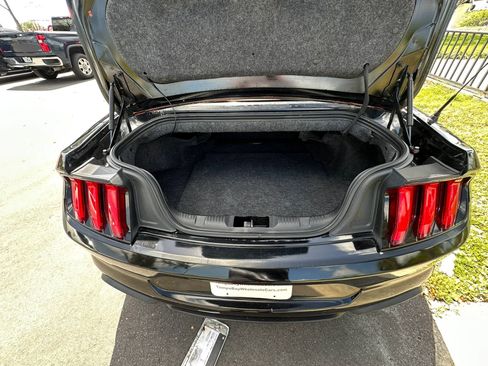 Used 2020 Ford Mustang GT Premium image 29