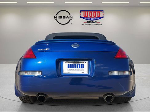 Used 2004 Nissan 350Z Touring image 3