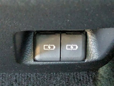 Used 2024 Toyota 4Runner SR5 image 15