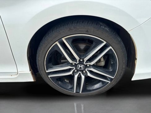 Used 2017 Honda Accord Sport Special Edition image 33