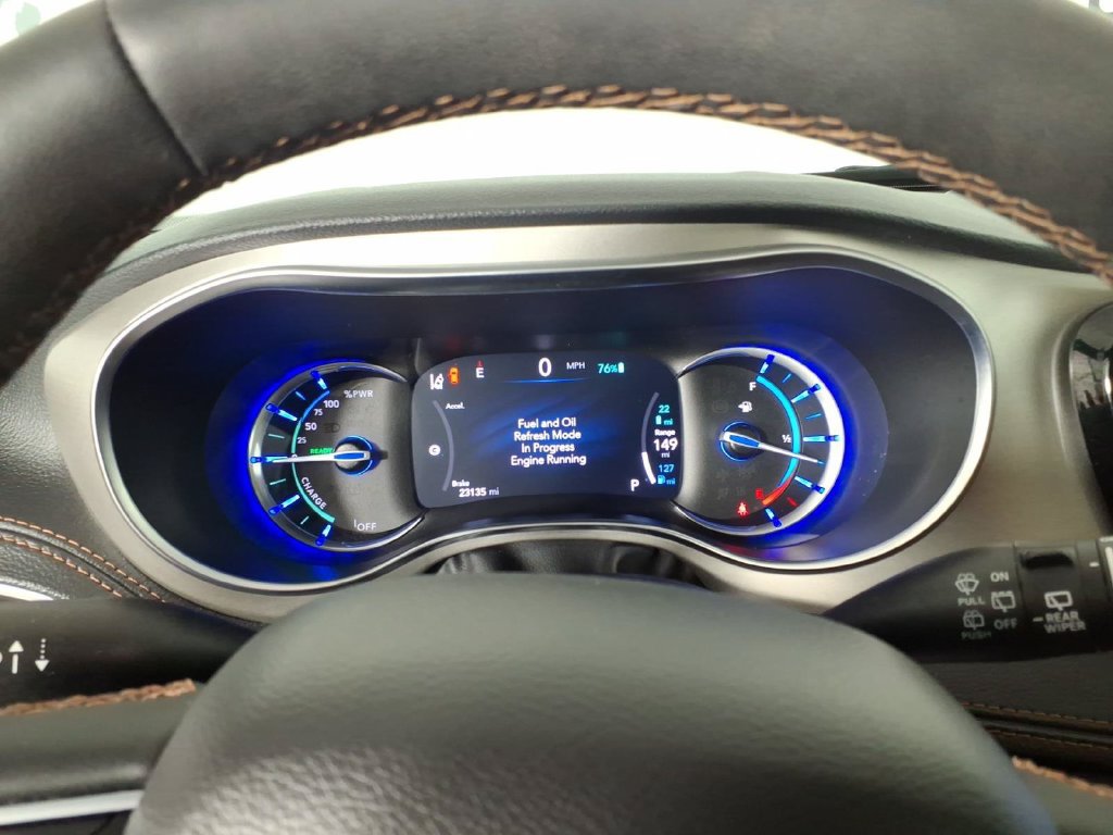 Used 2024 Chrysler Pacifica Pinnacle FWD image 20