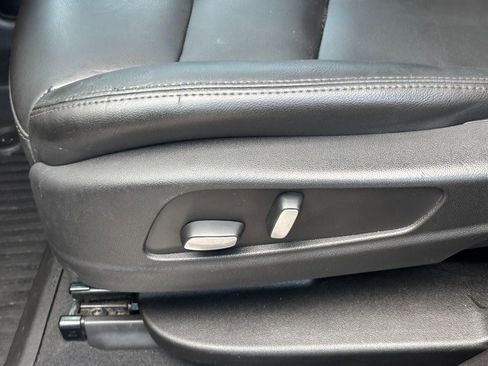 Used 2021 Cadillac XT5 Luxury w/ LPO, Floor Liner Package AWD/4WD image 13